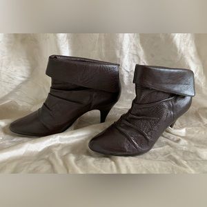 NWOT Steven Madden booties